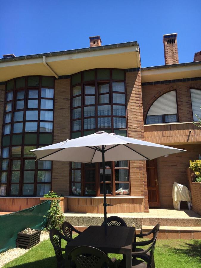 Chalet En Laredo Cerca De La Playa. Villa Bagian luar foto